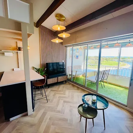 Cap D'agde T2 4-6 Personnes Mezzanine Vue Piscine Wifi Appartement