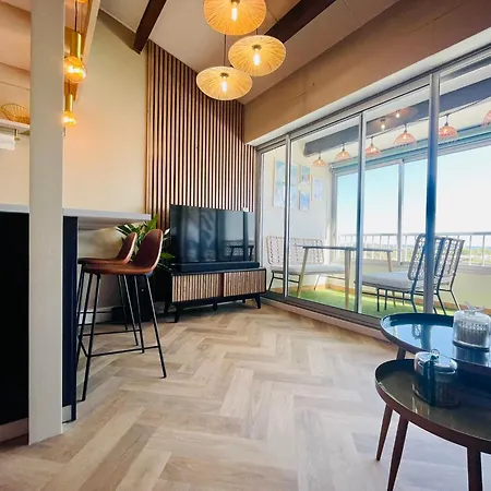 Cap D'agde T2 4-6 Personnes Mezzanine Vue Piscine Wifi Appartement *