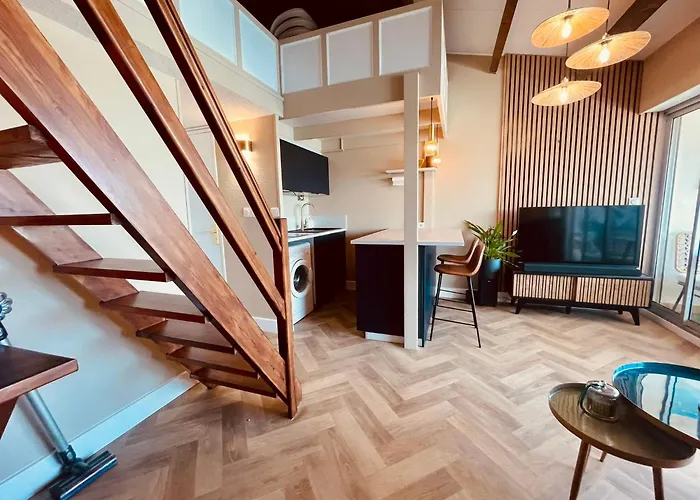 Cap D'agde T2 4-6 Personnes Mezzanine Vue Piscine Wifi Appartement Agde