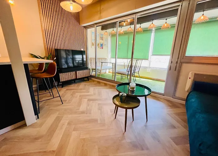 Cap D'agde T2 4-6 Personnes Mezzanine Vue Piscine Wifi Agde