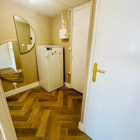 Cap D'agde T2 4-6 Personnes Mezzanine Vue Piscine Wifi 아파트 *