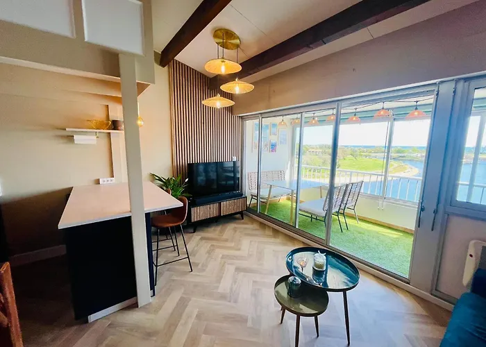 Cap D'agde T2 4-6 Personnes Mezzanine Vue Piscine Wifi Apartment